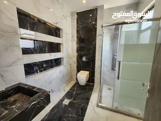  7 شقة فارغة للبيع بالقرب من دير غبار - ref : 14588