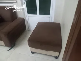  2 كنب بحاله ممتاز