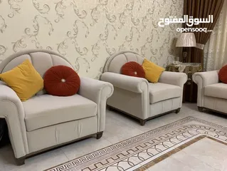  2 طقم كنب اخو الجديد بسعر مغري موجود في نابلس الجديده