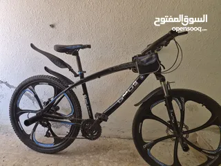  6 بسكليت 26 للبيع