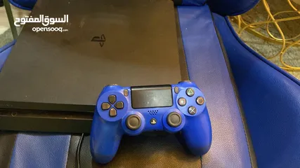  1 PlayStation 4