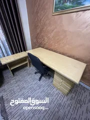  1 مكتب وكرسي مكتب للبيع