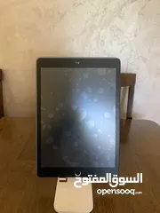  1 للبيع: iPad الجيل الثامن (iPad 8) – 32GB