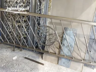  18 فني حداده لكافه اعمال الحداده والديكور وكافه اعمال الصيانه
