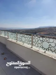  9 اعمال زجاج وسكريت