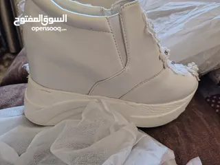  5 بوط عرايسي لبسة وحدة نمرة 37