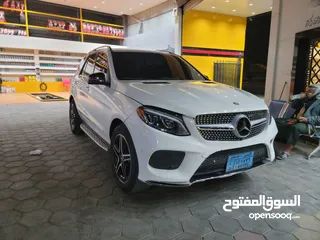  1 مرسيدس GLE 350 4MATIC فل كامل كراسي جلد دواخل بيج