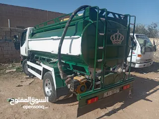  8 تنك ماء 4 م للبيع