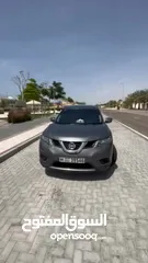  24 Nissan X-Trail