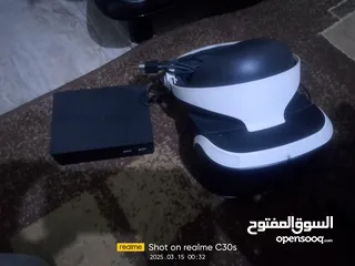  5 ستيرنج مع قاعده وكرسي لوجيتك وقير نضيف جدا  وفي ار كامله مع وصلاتها امريكي وكاله