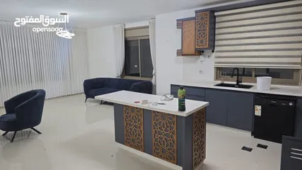  1 شقه فارغة للايجار فرب حلويات ايفل وشارع القدس