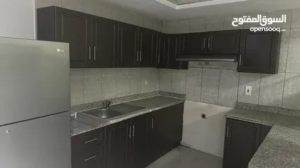  2 Executive bed space for rent in ewans in dip1 for Indians