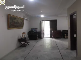  11 شقة أرضية مميزة للبيع في دير غبار 200م مع ترس 65م