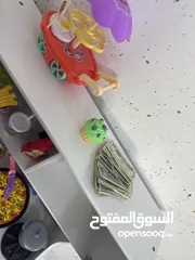  6 لعبه مطبخ كبيرههههه اشتريتها من يومين لبنتي بس بطلت بدها الياها من ايكيا