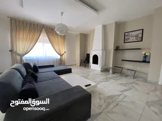  1 220 m2 Modern 3 Bedroom Furnished Apartment - Rent now in Shmesani