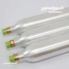  8 اسطوانات غاز co2 وصناعة مياه غازية