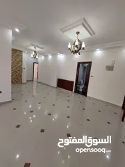  12 شقه 120م وترسات وحديقه 150م في أجمل مناطق تلاع العلي من المالك مباشره بسعر مغري