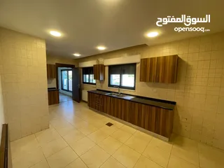  9 شقة فاخرة سوبر ديلوكس في منطقة دابوق منطقة راقية