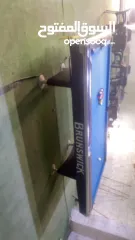  3 طاولة بلياردو امريكي شبه جديدة وطوايل وكراسي وثلاجة وشاشات بسعر حلو