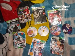  2 Xbox 360 in good quality with alot of cds