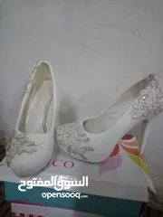  1 حذاء نسائي شبه جديد للبيع