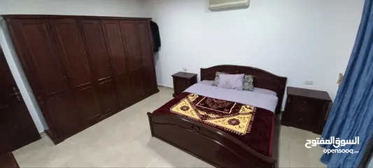  1 غرفة نوم خشب للبيع
