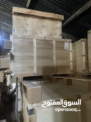  4 صناديق خشب معاكس مع القواعد للشحن والمستودعات للتخزين