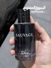  3 قزازات عطور فارغة