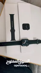  2 Apple watch SE