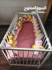  1 سرير اطفال baby مع فرشة وكفر