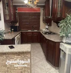  19 شقة غير مفروشة للبيع و ممكن البيع مفروش
