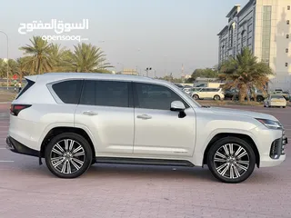  9 لكزس الدفع الرباعي LX600 2022