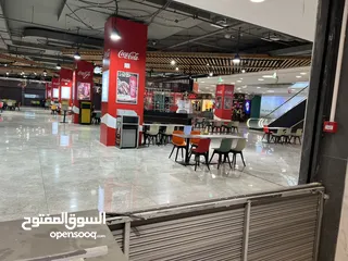  2 محل للايجار في ضاحية الريحان في لاكاسا مول