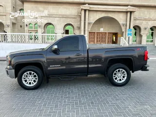  10 GMC Sierra 2014 super clean car orginal paint 4X4