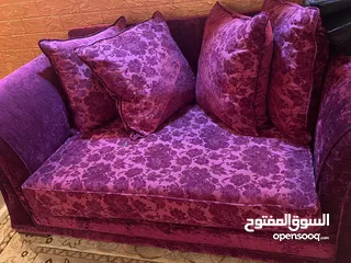  2 طقم كنب للبيع بحاله جيده جدا