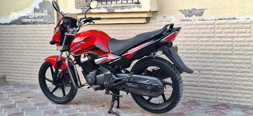  3 هوندا 150 cc ماشاء الله قويه و نضيفه بحاله الوكالة