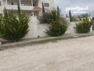  2 بيت مستقل  4 غرف نوم ماستر روم 4 واجهات حجر بلكونات صالات كراج خزان ماء تدفئه سور حديقه عزل اطلاله ح