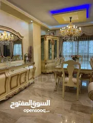  11 شقة مميزة مفروشة 280م طابق أول بالقرب من فندق عمان الشام في الشميساني