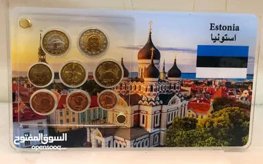  17 ستاندات منوعه عالميه يحتوي بالداخل على قطع معدنيه وفضيه انسر