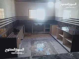  2 معلم بليط هاني المصرى لتركيب جميع انواع البلاط والرخام والبورسلان والمطابخ بكافة أنواعها