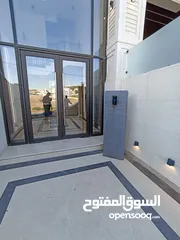  24 شقة جديدة للبيع في كريدور عبدون شارع المطار