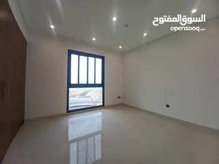  4 Apartment in Al Mouj