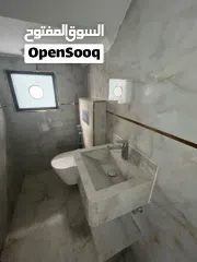  28 فــــيــــــــــــلا للـــــبيـــــع اول ســـــاكــــن مــــكــــونه مــن 7 غـــــرف و 10 حـــمامات