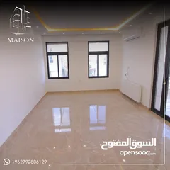  4 فلل لقطة للبيع 460متر في طريق المطار بتشطيبات فندقية