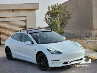  10 TESLA MODEL 3 2019 MID RANGE  تيسلا موديل ثري ميد رينج مميزه بحالة ممتازه