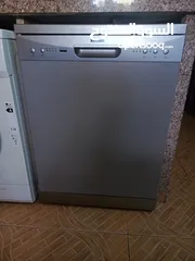  1 جلاي للبيع مستعمله سنه حاله الوكاله بدها تغير سلال