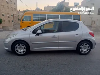  16 بيجو 206جيراوتوماتيك موديل 2011 فحص كامل قاطعه مسافه 110الف فقط