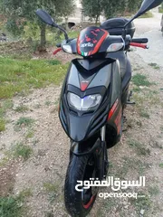  3 ابريليا 150