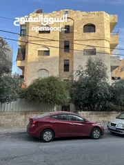  13 شقة للبيع في ضاحية الأمير حسن  طابق ثالث الأخير بدون مصعد  مكونة من : 2 غرفة نوم  صالون  2 حمام  مطب