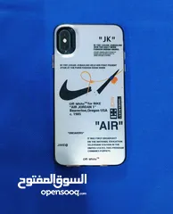  2 ايفون Xs Max ذاكرة 256 بطارية 77 جهاز على بلاد تفاصيل بالوصف